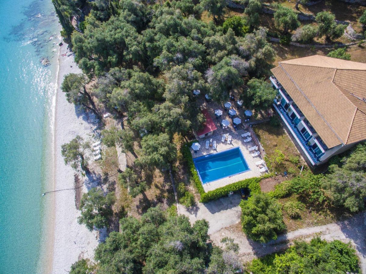 Lákka Amfitriti Hotel & Studios מראה חיצוני תמונה