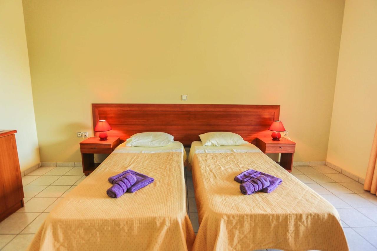Lákka Amfitriti Hotel & Studios מראה חיצוני תמונה